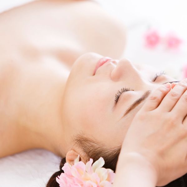 福知山のフェイシャルエステサロンはリフトアップを行います